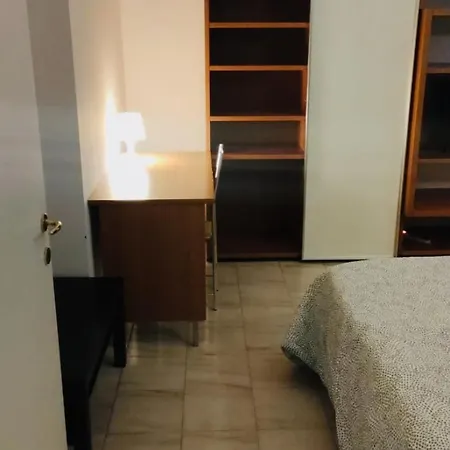 Apartment Nice Central In A Strategic Position Milan