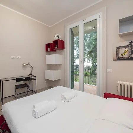 I Host - Cucchi 7 Milan