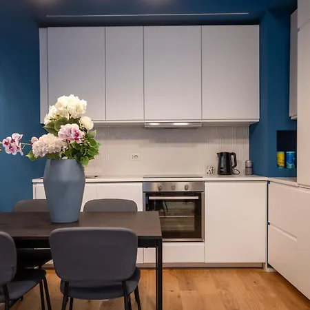 Boutique D'este - Bocconi - Porta Romana 1br Flat - 5 Min Metro * Милан