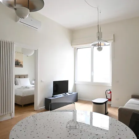 L'arche Comfort & Relax - Urban Avenue House * Milano