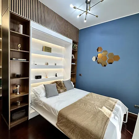 Deluxe Multispace With Terrace Apartment