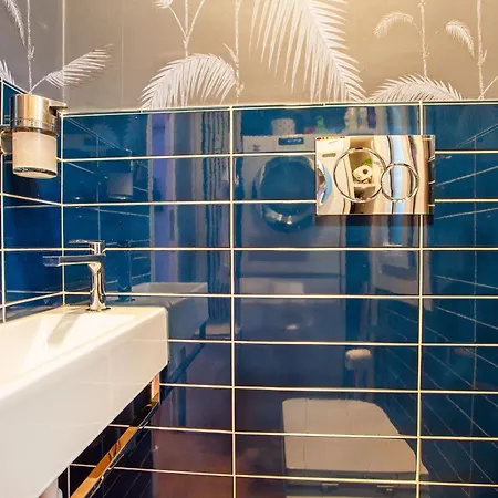 Boutique Con Cortile-design&fashion District Milán