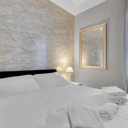 The House Of Via Muratori 11 Апартаменты *