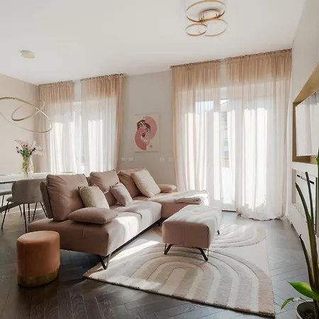Conciliazione-cadorna - Ampio Trilocale Di Design Apartament Mediolan