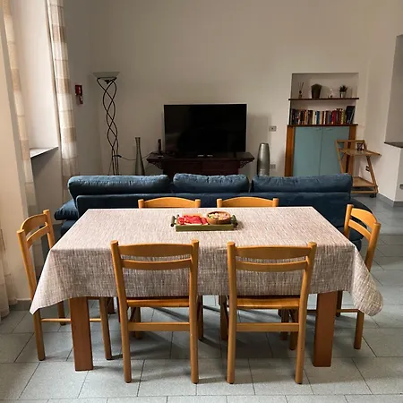Apartment Comfortable Three-room Milan
