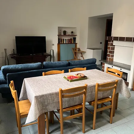 Apartment Comfortable Three-room