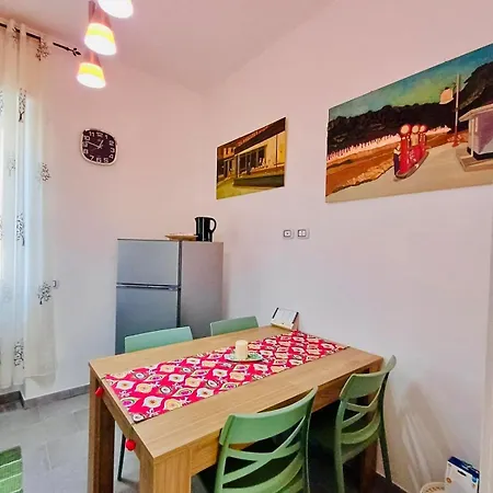 Apartament Tolstoi 83