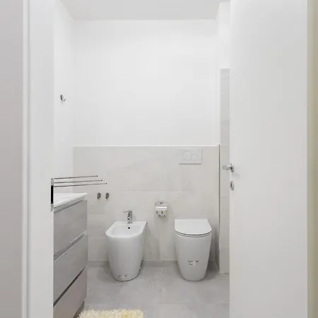 Appartamento Russoli By Halldis Milano