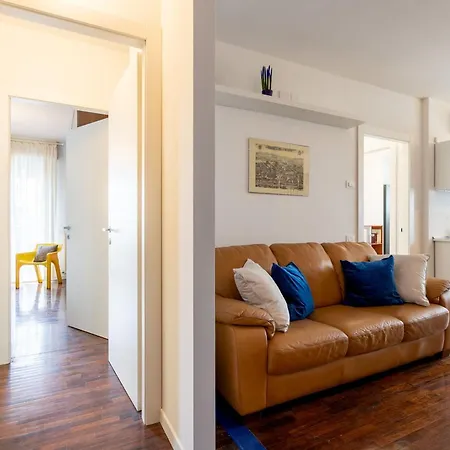 Russoli By Halldis Milano