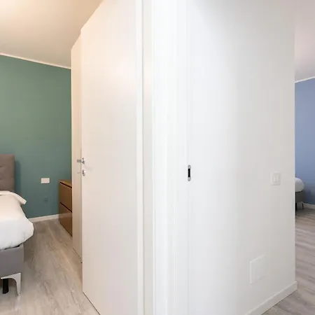 Appartamento Russoli By Halldis Milano