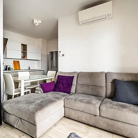 Brand New 1 Bedroom In Navigli Area アパート