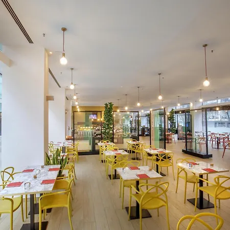 Doubletree By Hilton Hotel