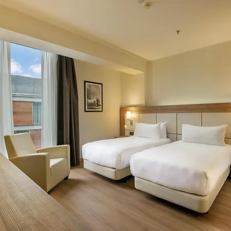 Doubletree By Hilton Hotel