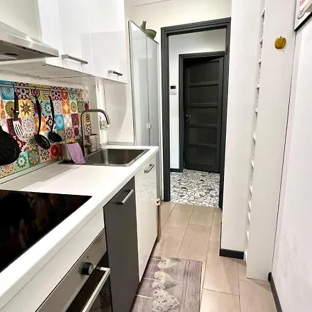 Bilocale Di Design A 100M Dalla Stazione Centrale