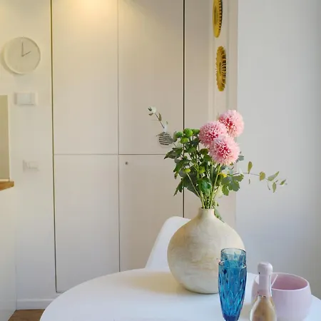 Ripa - Via Vigevano Navigli *