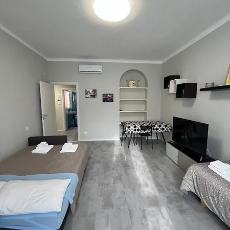 Giacomino Station מילאנו