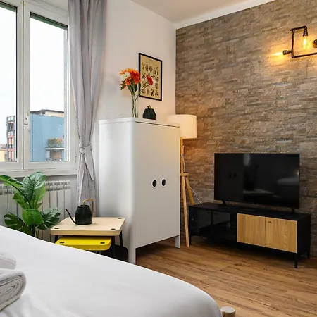 Insubria 8-6 - Monolocale Cool *