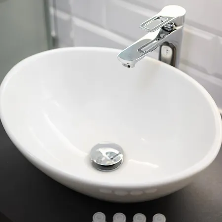 Insubria 8-6 - Monolocale Cool ミラノ