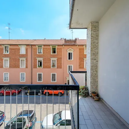Nuovissima Dimora Con Terrazzino Daire *