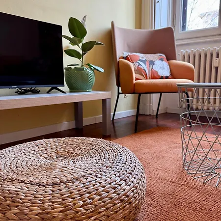 Apartment Lr Deluxe - San Babila Cozy