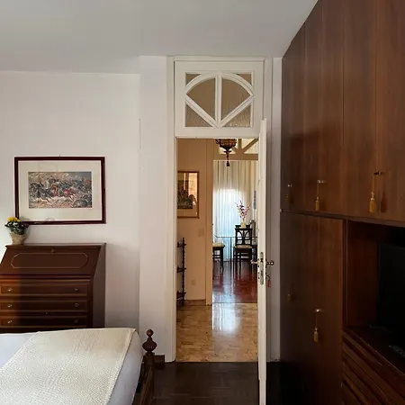Casa Kolbe 8 , Centro M4 Apartment *