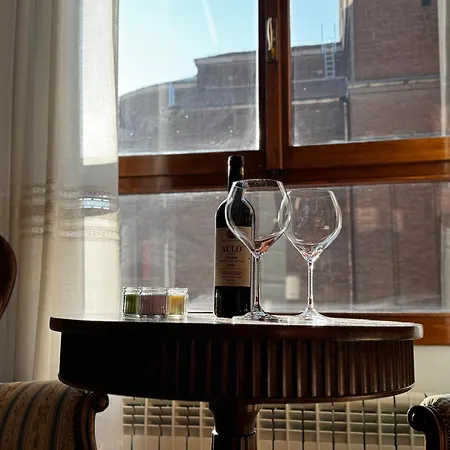 Casa Kolbe 8 , Centro M4 Милан