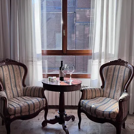 Casa Kolbe 8 , Centro M4 *