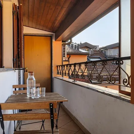 Modern Near Station Appartamento