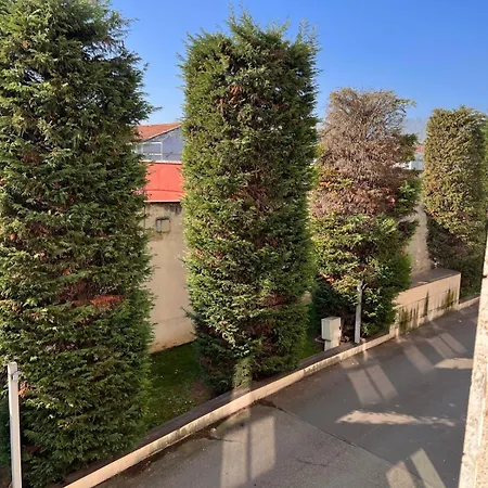 Kibilu - Via Pompeo Mariani *