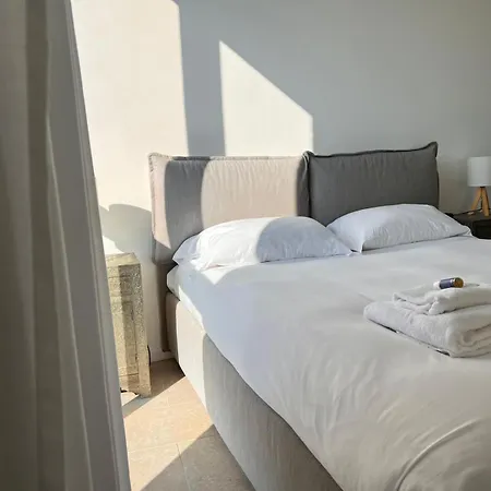 Kibilu - Via Pompeo Mariani * Milán