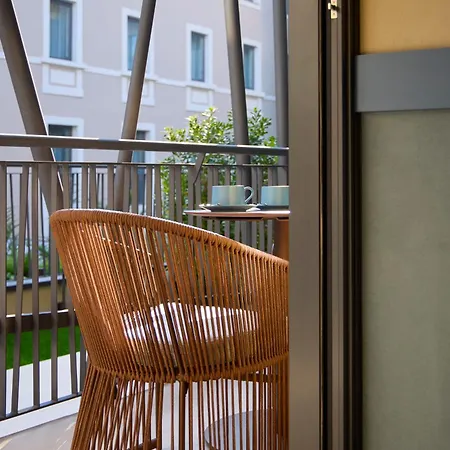 Nemi, Milan, A Tribute Portfolio 5*