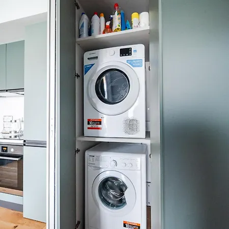 Navigli Cozy Design With Balcony Appartement