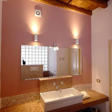 Apartment Navigli Darsena - Luxury With Balcony *