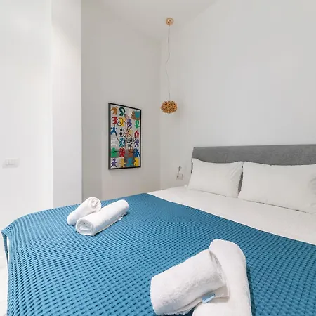 Downtown Apartment *