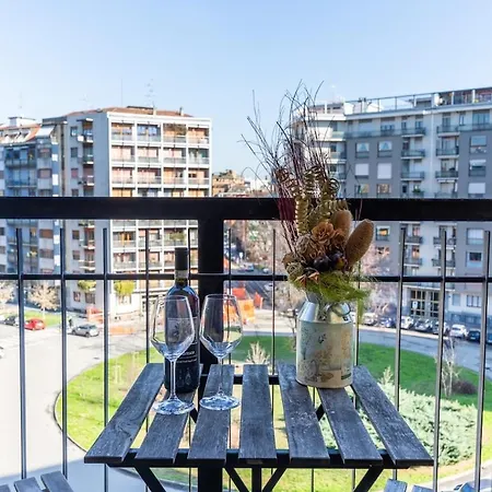 Duomo-navigli - Two Bedrooms & Terrace With Wi-fi Апартаменты *