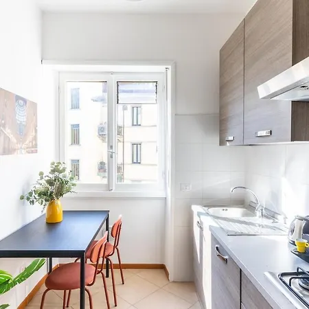 Duomo-navigli - Two Bedrooms & Terrace With Wi-fi Apartamento