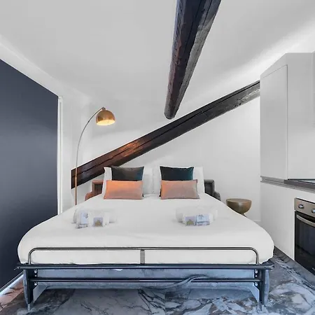 Porta Venezia -the Roofs Of Apartment Mailand