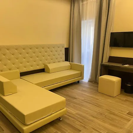 فندق Jr Bocconi ميلان