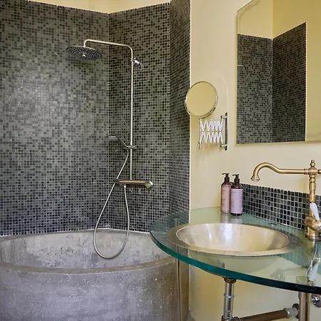 Retreats Duomo Carrobbio Apartment Milan