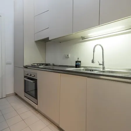 Spiga Fashion By Montenapoleone Living Apartment Milan