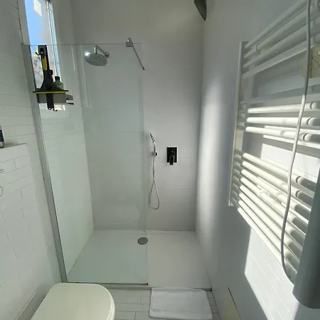 Bright 21 Station מילאנו