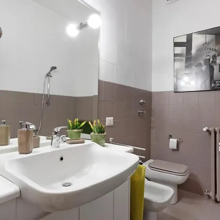 Greenhouse Apartment Milan