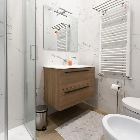 Garibaldi Isola - 80m From Garibaldi Station & 10min From Station Apartment Milan