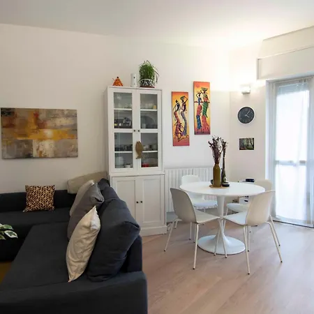 Apartment Oasi Di Serenita - Bilocale Silenzioso Con Affaccio Sulla Natura Mailand