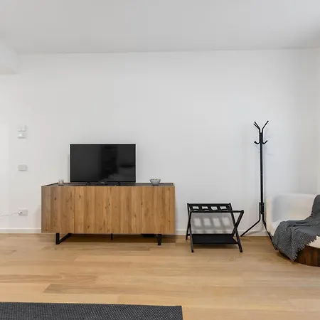 Vivimihome - Navigli Design Loft With Terrace * Mediolan