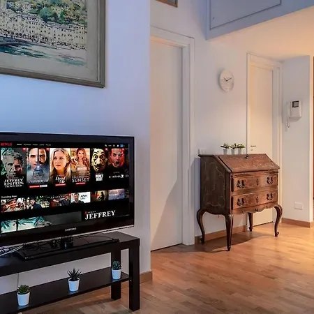 Life - Charming Joie De Vivre * Mailand