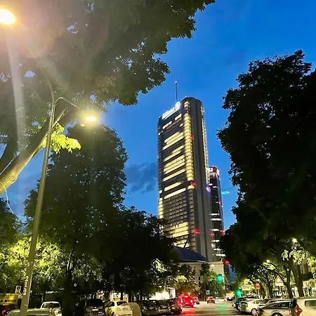 Life - Charming Joie De Vivre *