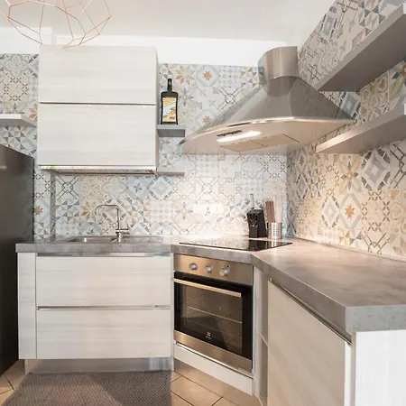 Maciachini Modern Bilo * Milan
