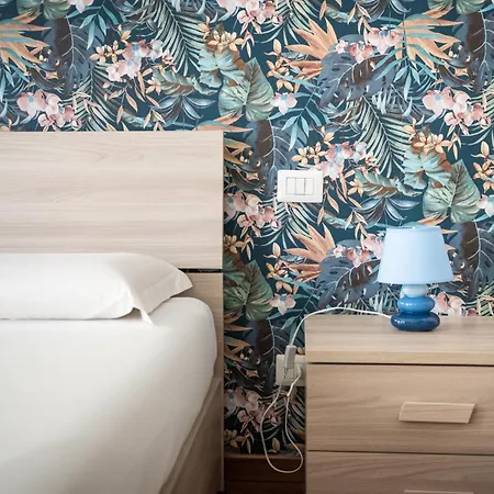 Apartment Maciachini Modern Bilo Milan