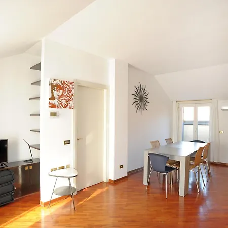 Pont De Ferr Apartamento Milão